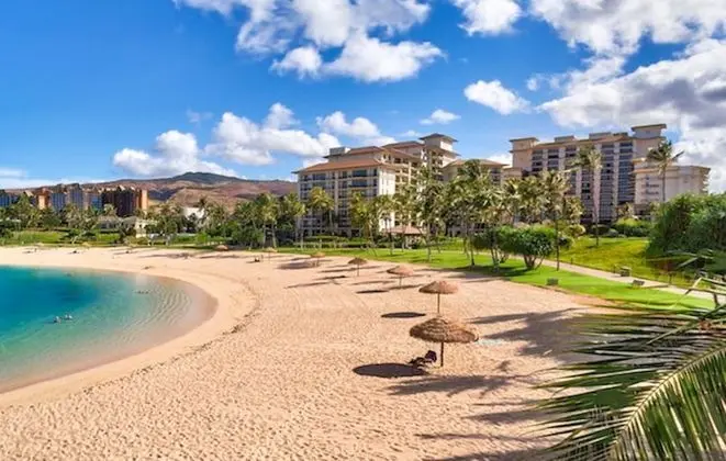 Two-bedroom Villas at Ko Olina Beach Villas Resort - Plaj