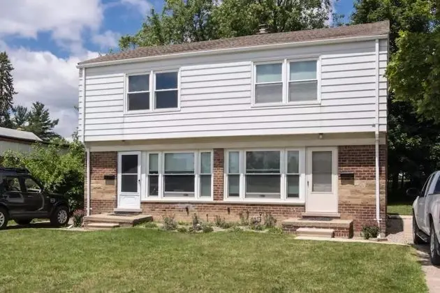 Two Bedroom West Stadium Bungalow - Unit 522