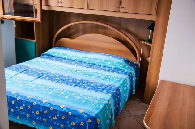 Two Bedrooms Apartment in Residence With Swimming Pool - Great Location - Oda