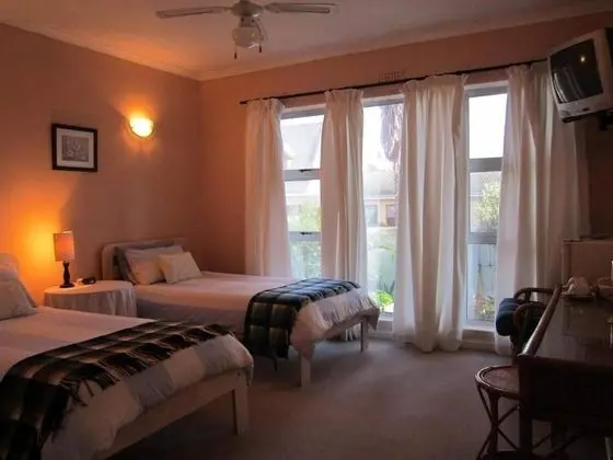 Two Owls Guest House - Oda