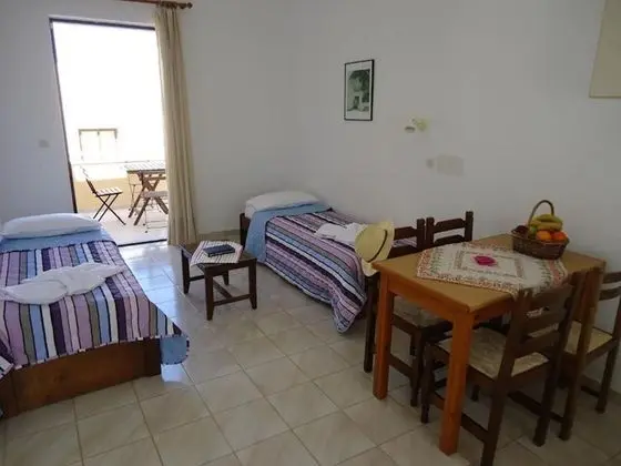 Two Three Bedroom Apt- Sea View Swimming Pool - Oda