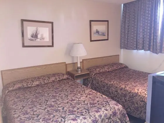 Tyee Village Motel - Oda