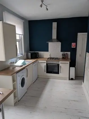 Tynemouth Beach Apartment - Mutfak
