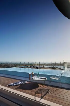 Tyrian Serviced Apartments - Albert Park Lake - Havuz