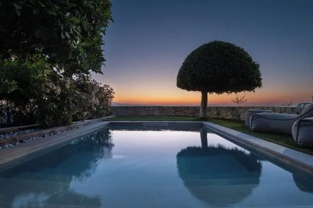 Tyros Boutique Houses - Havuz