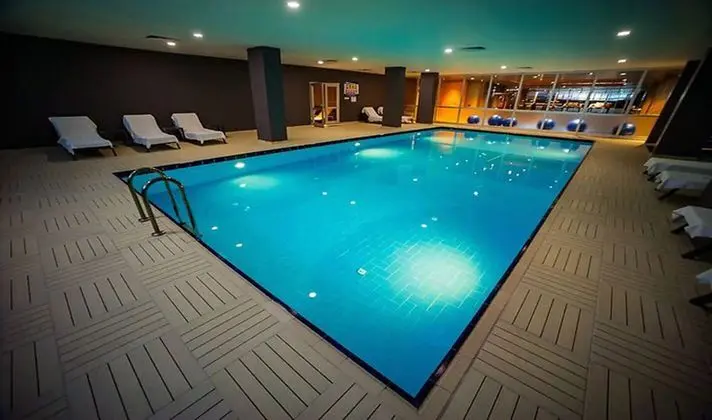 TZOB Otel - Havuz