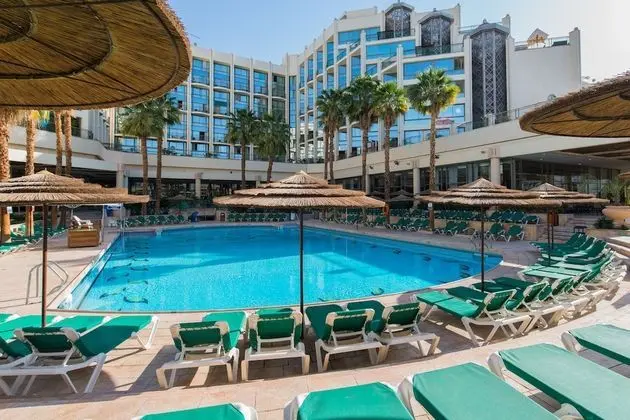 U Magic Palace Hotel - Havuz