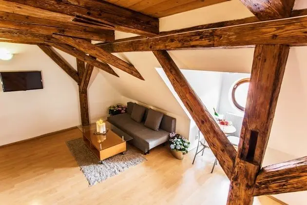 U Zlate Podkovy - At The Golden Horseshoe