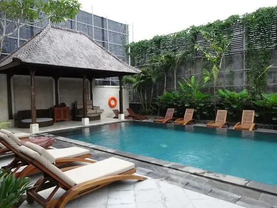 Ubud Village Hotel - CHSE Certified - Havuz