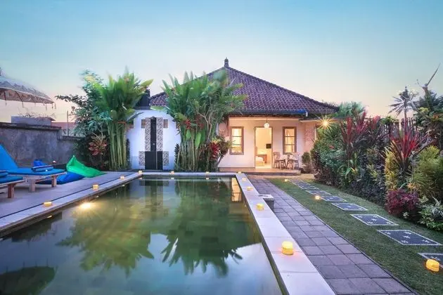 Ubud Glassy Villa by Pramana Villas - Dış Mekan