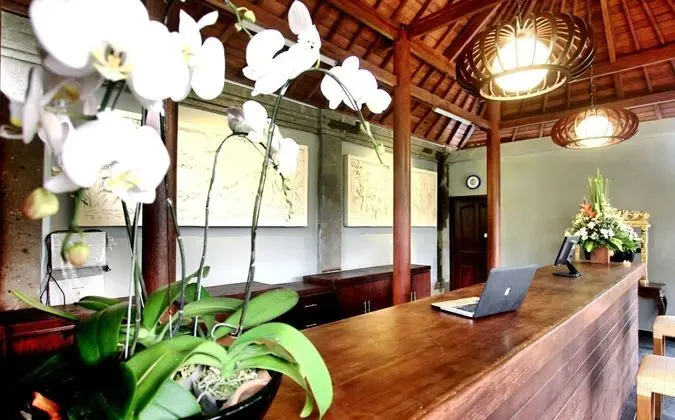 Ubud Raya Resort - Lobi