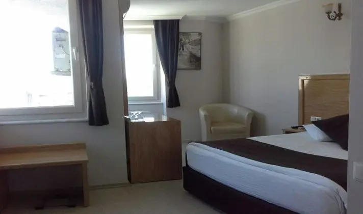 Üç Yıldız Hotel - Oda