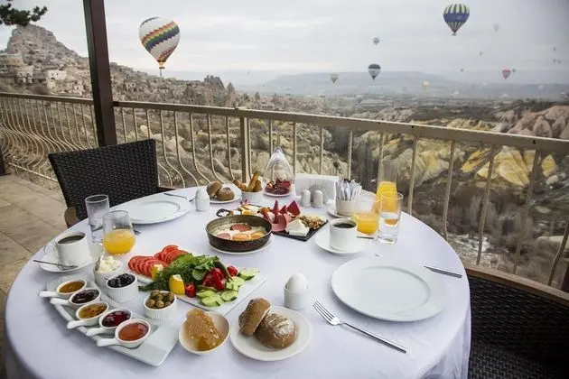 Uçhisar Kaya Otel