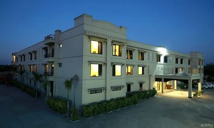 Uday Residency A boutique Hotel & Resort - Dış Mekan