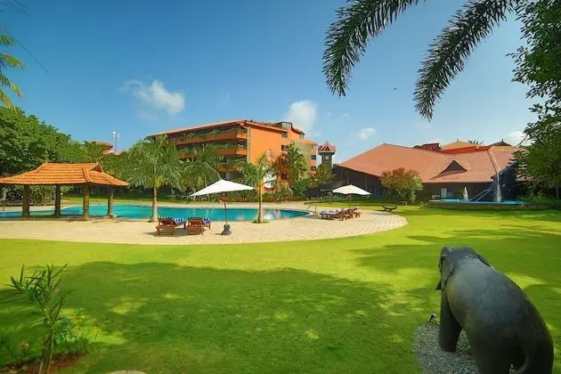 Uday Samudra Leisure Beach Hotel - Dış Mekan