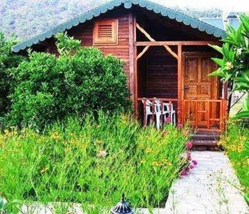Uğur Pansiyon Çıralı