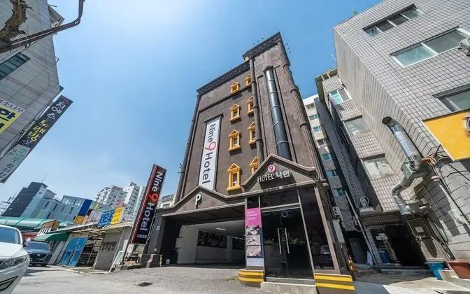Uiwang Hotel Nine