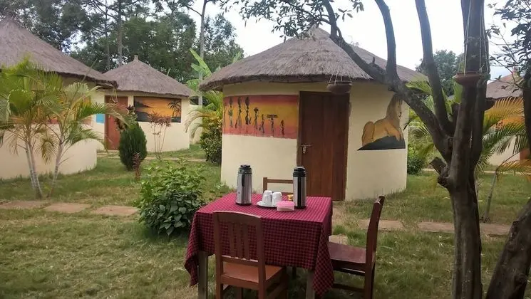 Ukerewe Garden View Bungalow at Bwiru Village Homestay - 1