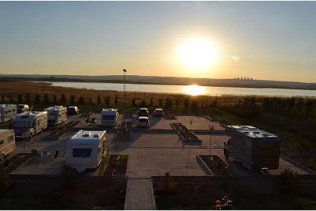Ulasan Hotel Caravan Camping - Manzara / Peyzaj