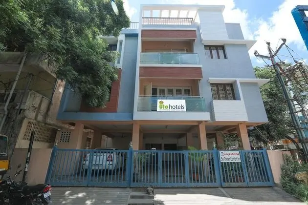 ULO Saicharan Comfort Inn