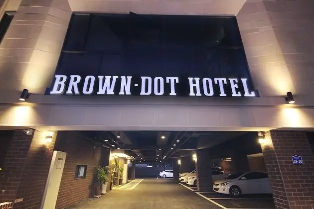 Ulsan Seongnamdong Brown Dot
