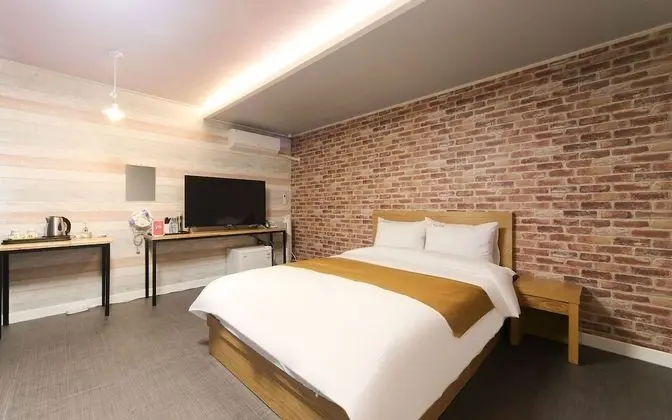 Ulsan Sinjeongdong Castle