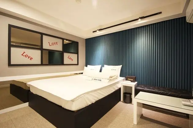 Ulsan Sinjeongdong Hayanseong