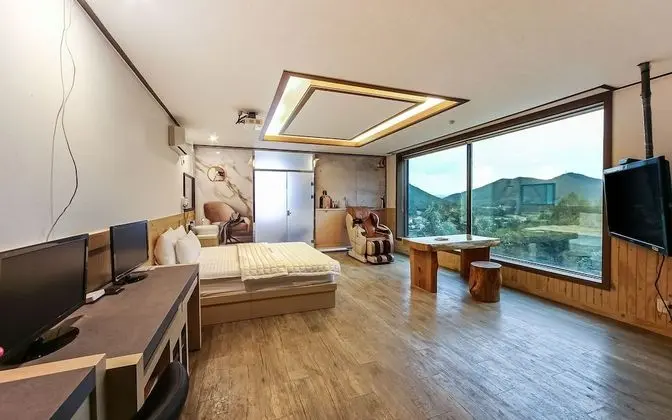 Ulsan Yeongnam Alps Dazoa