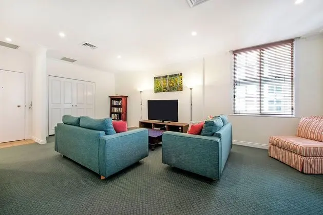 Ultiqa Rothbury Hotel