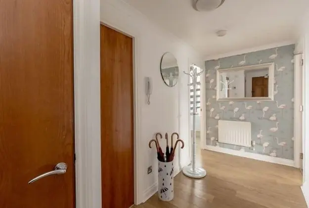 Ultra Gorgeous 3bd Old Town Apt w\ Balcony&Parking - İç Mekan