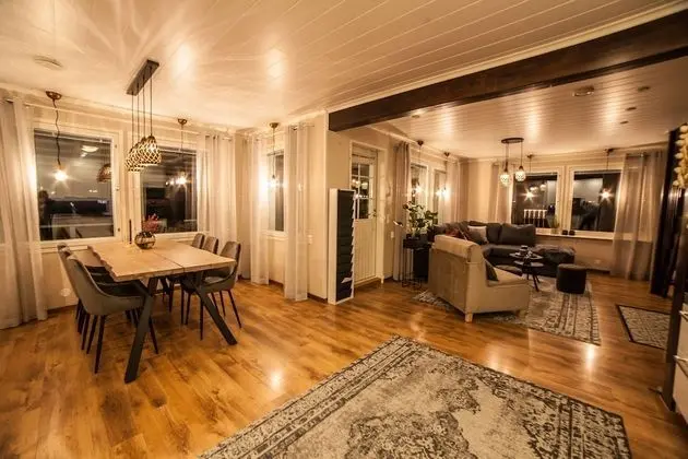 The Ultra-luxe Hommala - Öne Çıkan Resim