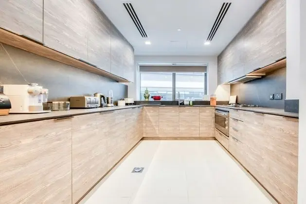 Ultra Luxurious 4 Bed Apartment - Mutfak