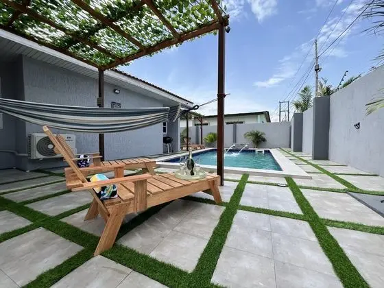 Ultraluxurious Holidayvilla With an Infinity Pool