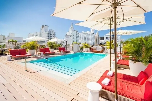 UMA House by Yurbban South Beach