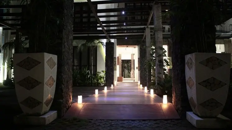 Umpadhi Canggu Hotel - Dış Mekan