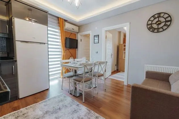 Umut Apartments