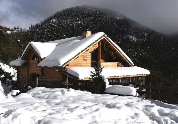 Un balcon en montagne - Dış Mekan