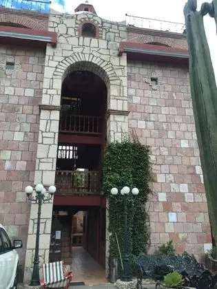 Hotel Un Lugar de la Mancha - Dış Mekan
