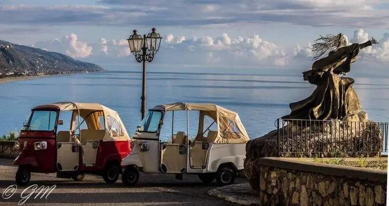 Un Oblò sul Mare - Genel