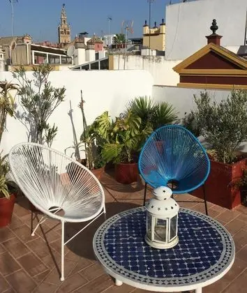 Un Patio en Santa Cruz - Öne Çıkan Resim