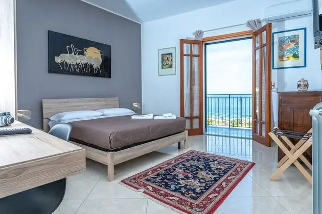 Una Terrazza sul Golfo - Öne Çıkan Resim
