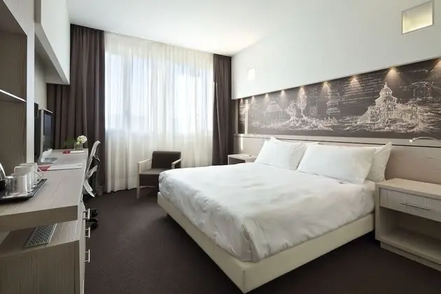UNAHOTELS Bologna San Lazzaro - Oda