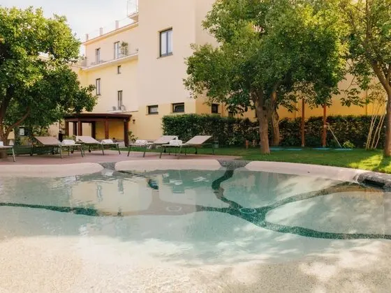 Unconventional Hotel Sorrento - Öne Çıkan Resim
