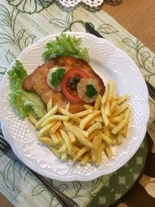 Hotel und Gasthaus zum Eichenkranz - Yerinde Yemek