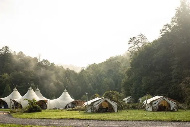 UNDER CANVAS GREAT SMOKY MOUNTAINS