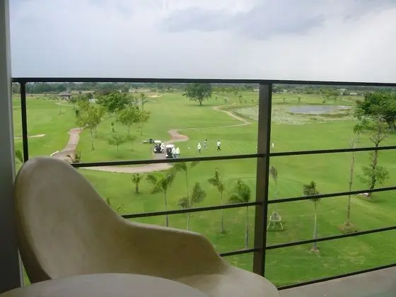 Uniland Golf & Resort - Oda