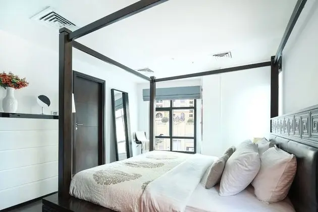 Unique 1BR Loft in Dubai Marina! - İç Mekan