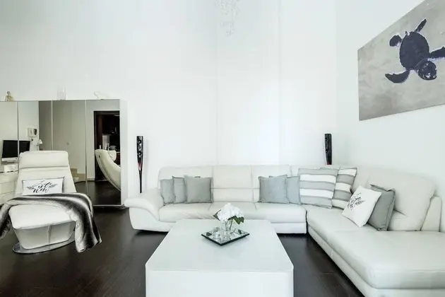 Unique 1BR Loft in Dubai Marina! - İç Mekan