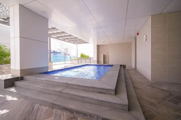 Unique 2 BR Apartment The Bay - Havuz