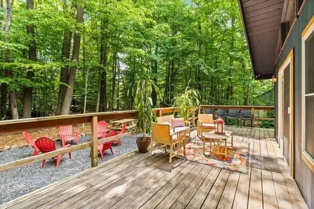 Unique 3Bedroom Poconos Chalet - Dış Mekan